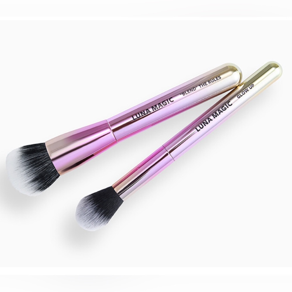 LUNA MAGIC Brush Set of 2 Blend the Rules Face Powder & Glow Up Highlights Brush